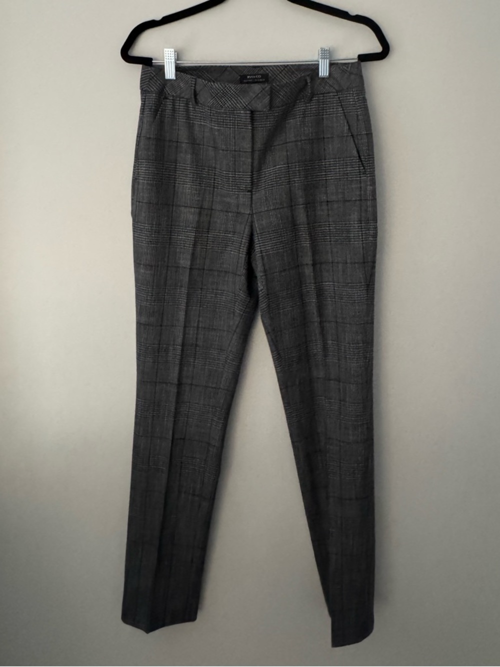 RW&CO. Gray Glen Plaid Dress Trousers